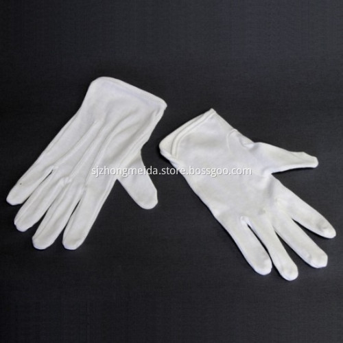 Comfortable White 100% Cotton Curators Gloves